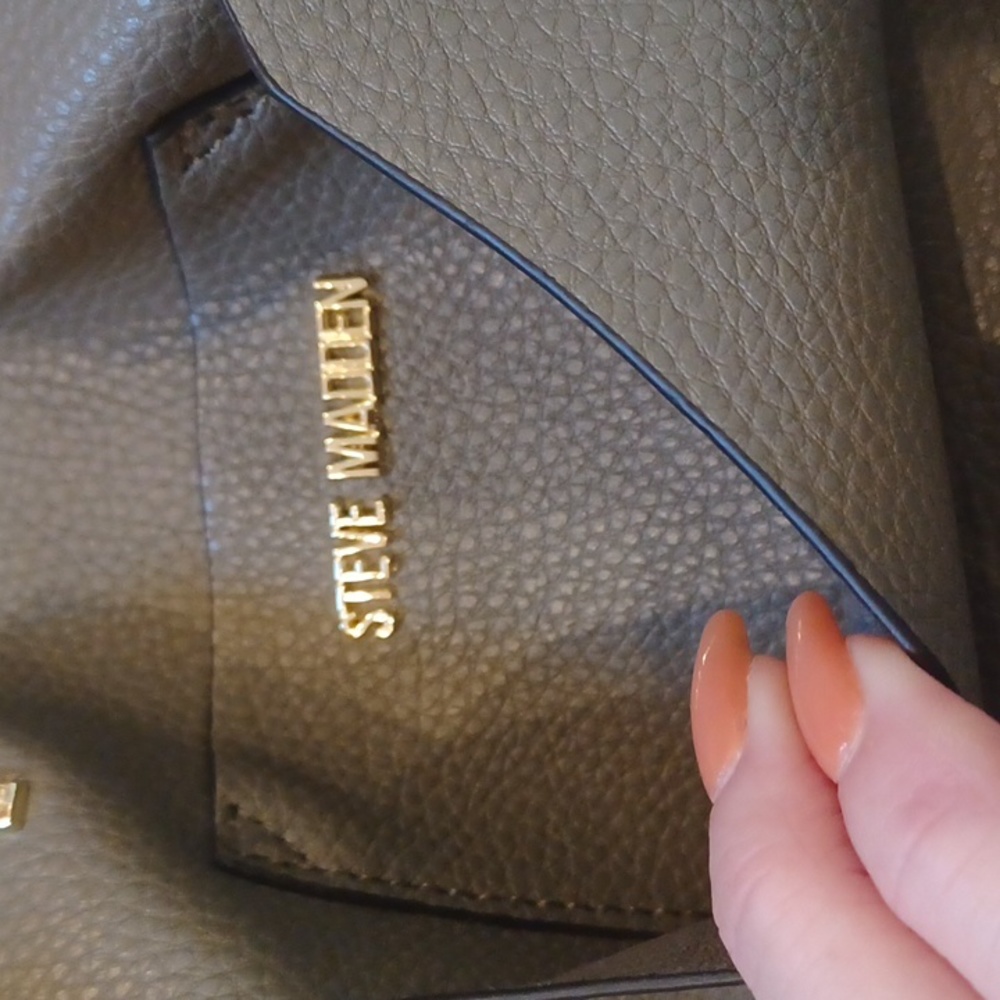 Steve Madden Army Green Shoulder/Handbag - Picture 3 of 13